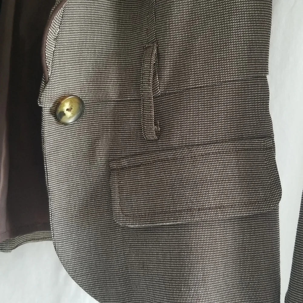 Jacket - Picture 2 of 5